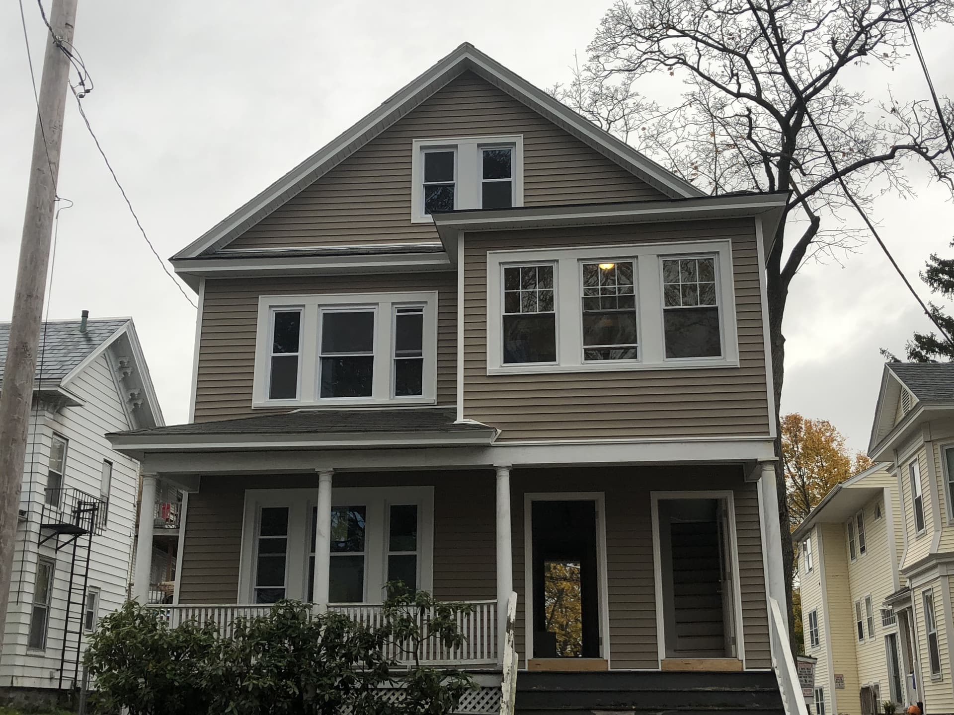 Full Siding Replacement in Massachusetts — Wolf's Siding Inc.